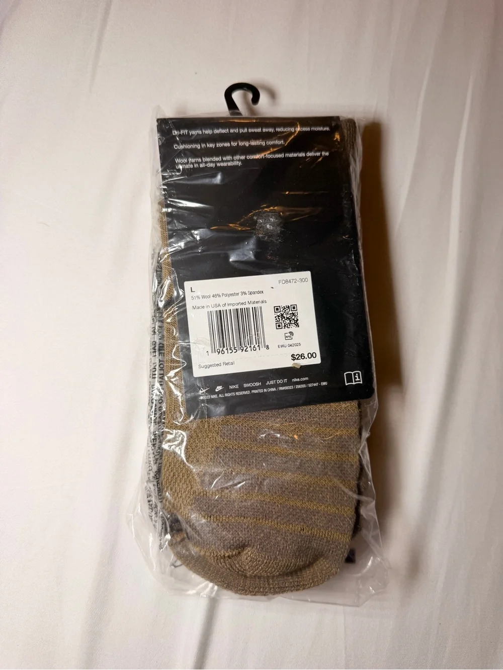 Nike Wool Blend Logo Striped Mid-Calf Crew Socks Brown/Olive L FD8472-300